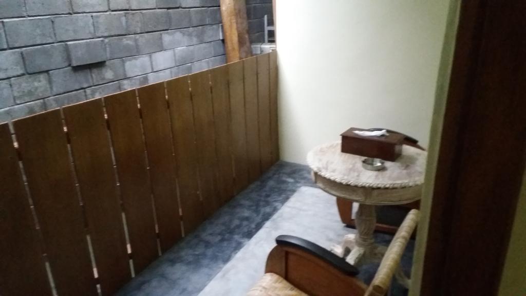 Ndalem Mj Homestay Yogyakarta Extérieur photo