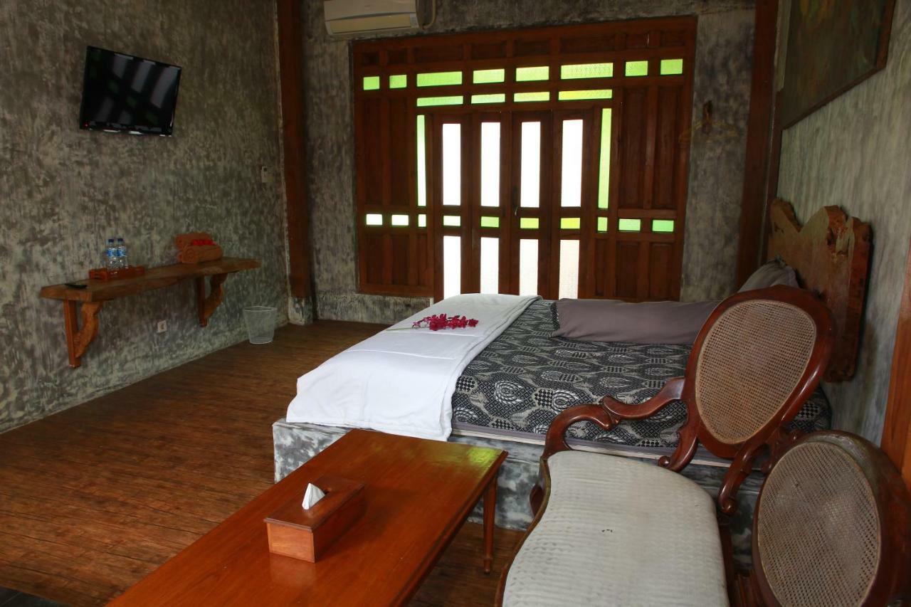 Ndalem Mj Homestay Yogyakarta Extérieur photo